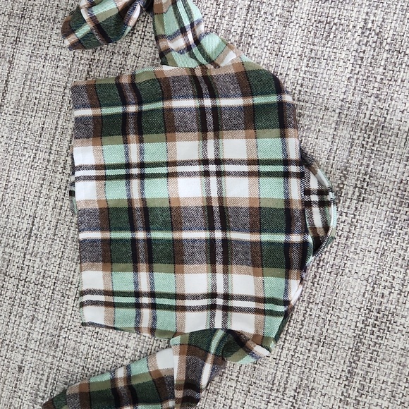 Adele B. Plaid Cropped Shacket - Picture 14 of 14